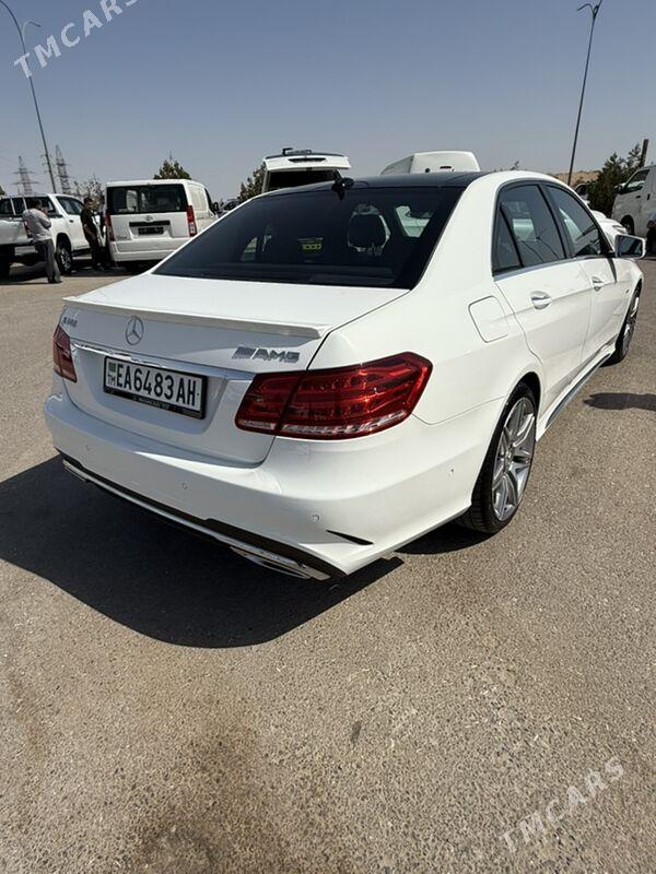Mercedes-Benz E350 2014 - 460 000 TMT - Podwoýski köç. (Bitarap Türkmenistan şaýoly) - img 3