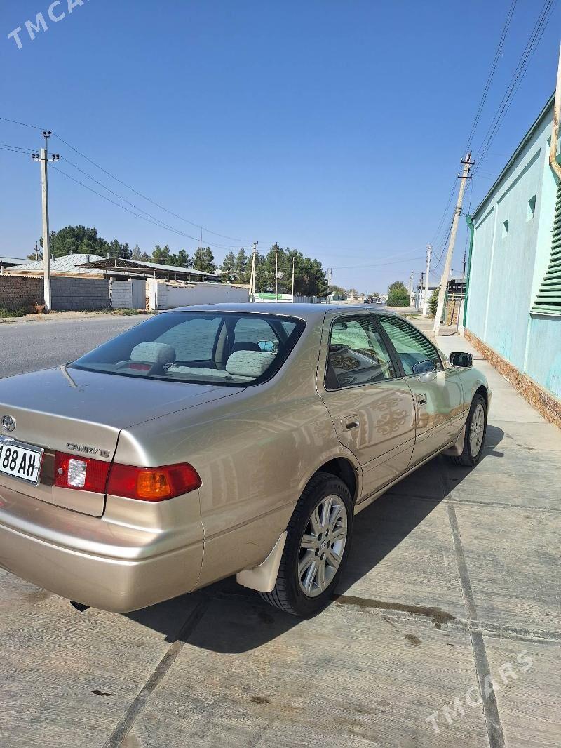 Toyota Camry 2000 - 162 000 TMT - Bäherden - img 5
