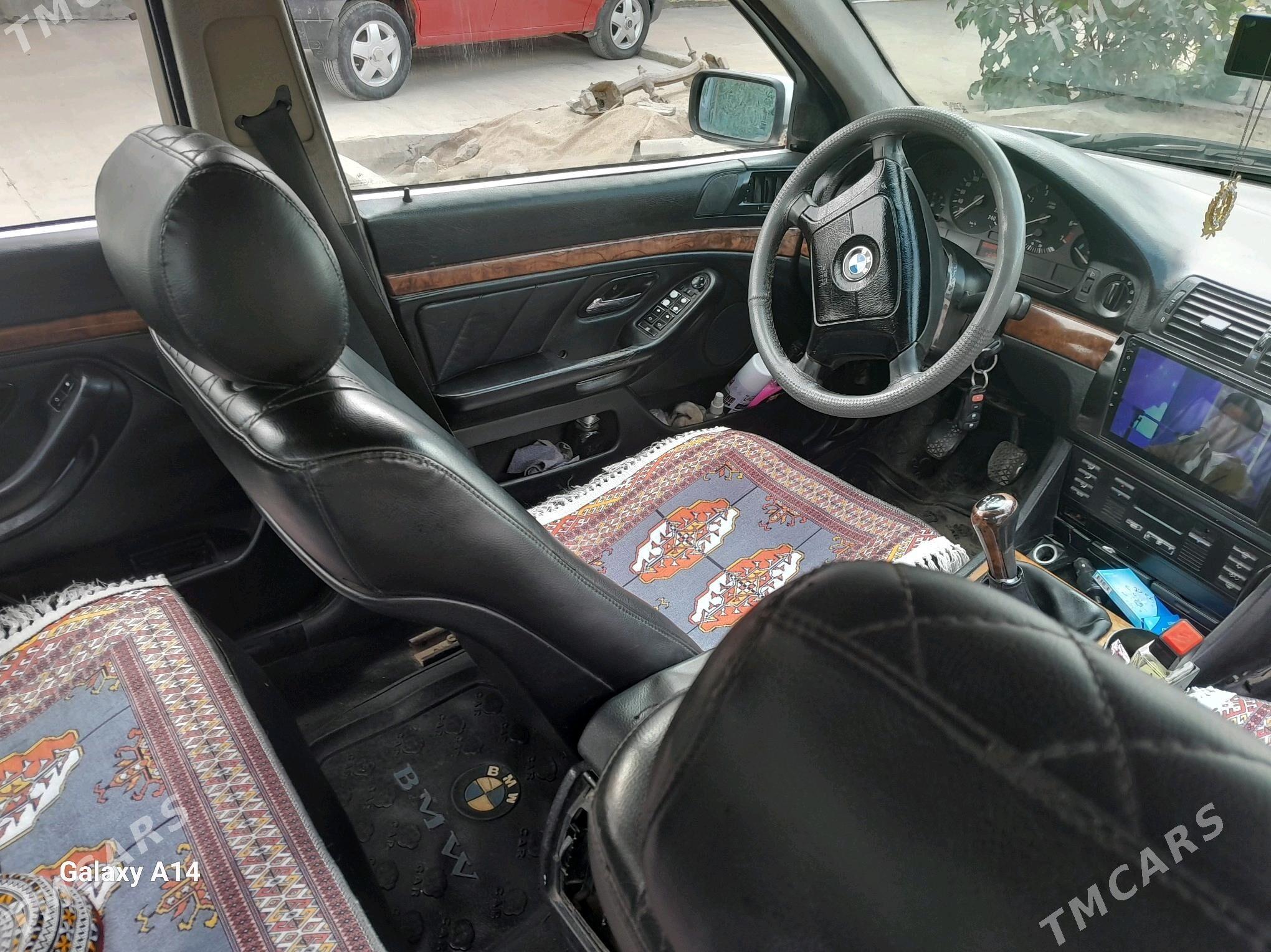 BMW 528 1997 - 80 000 TMT - Кёнеургенч - img 8