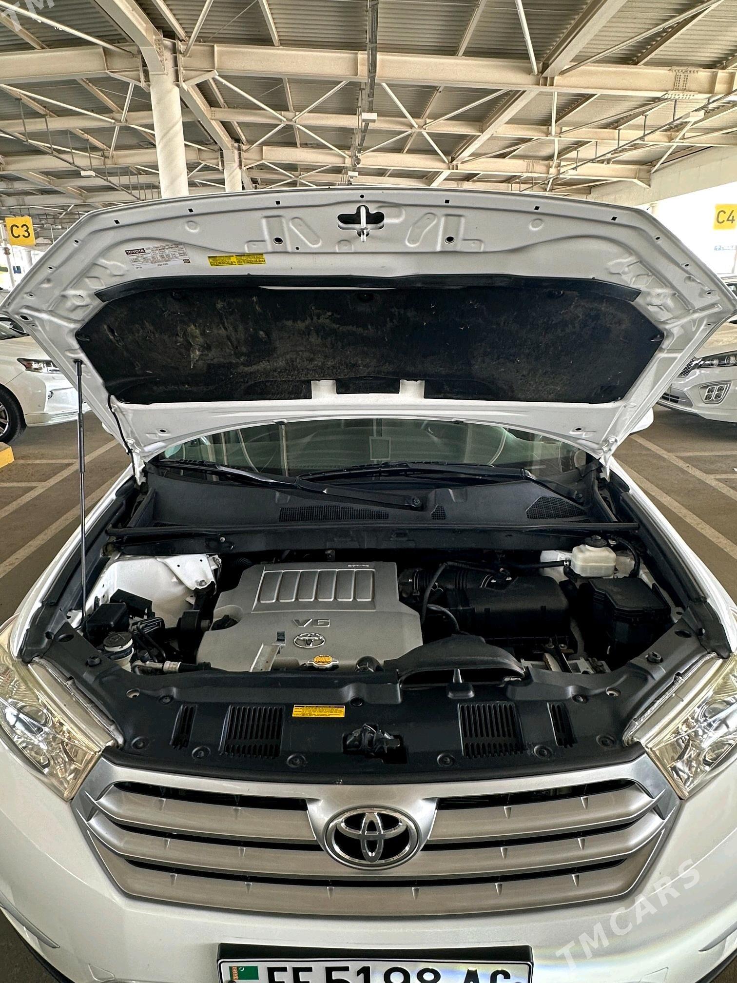 Toyota Highlander 2013 - 345 000 TMT - Aşgabat - img 8