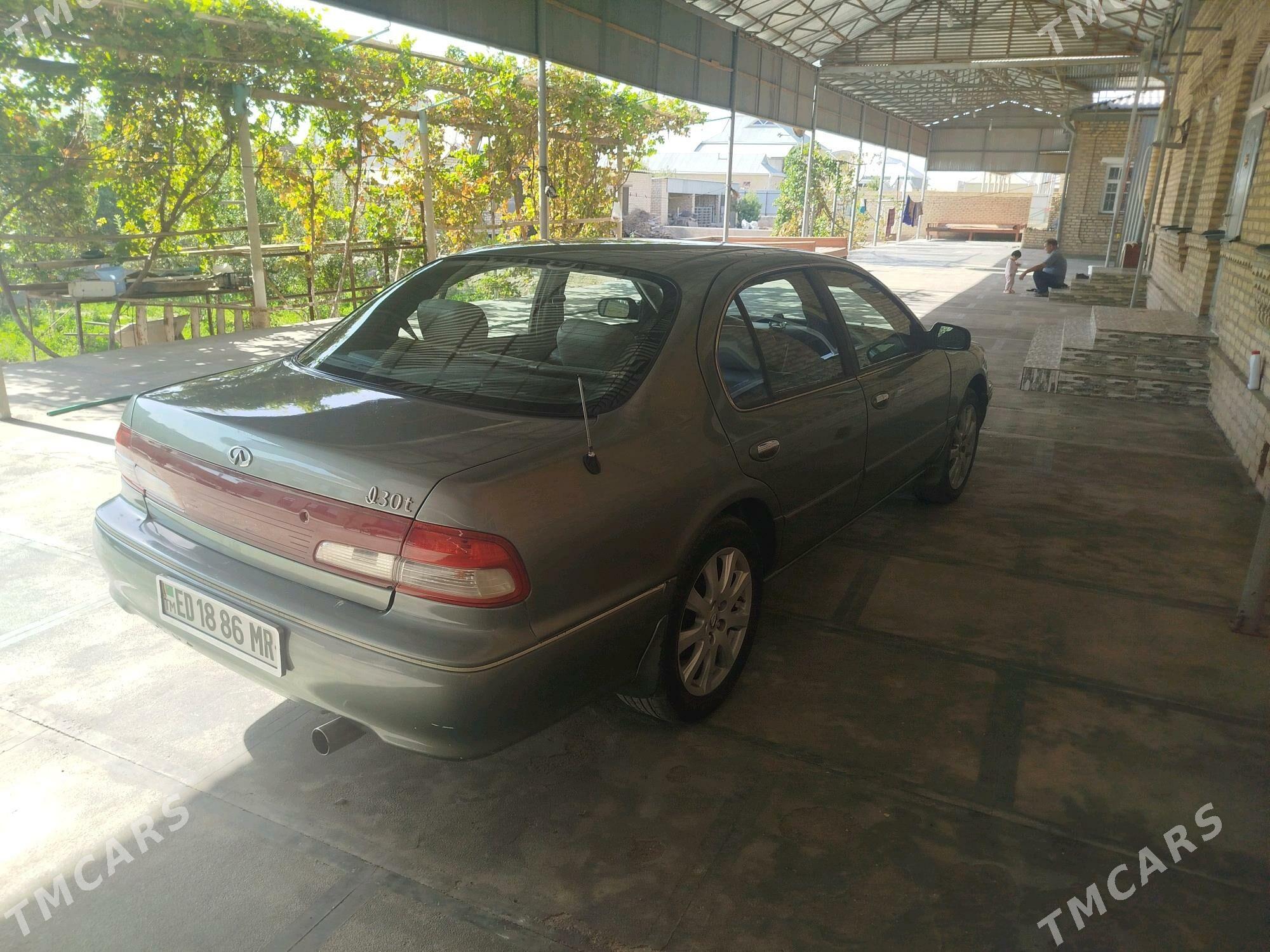 Infiniti I30 1999 - 70 000 TMT - Мары - img 3