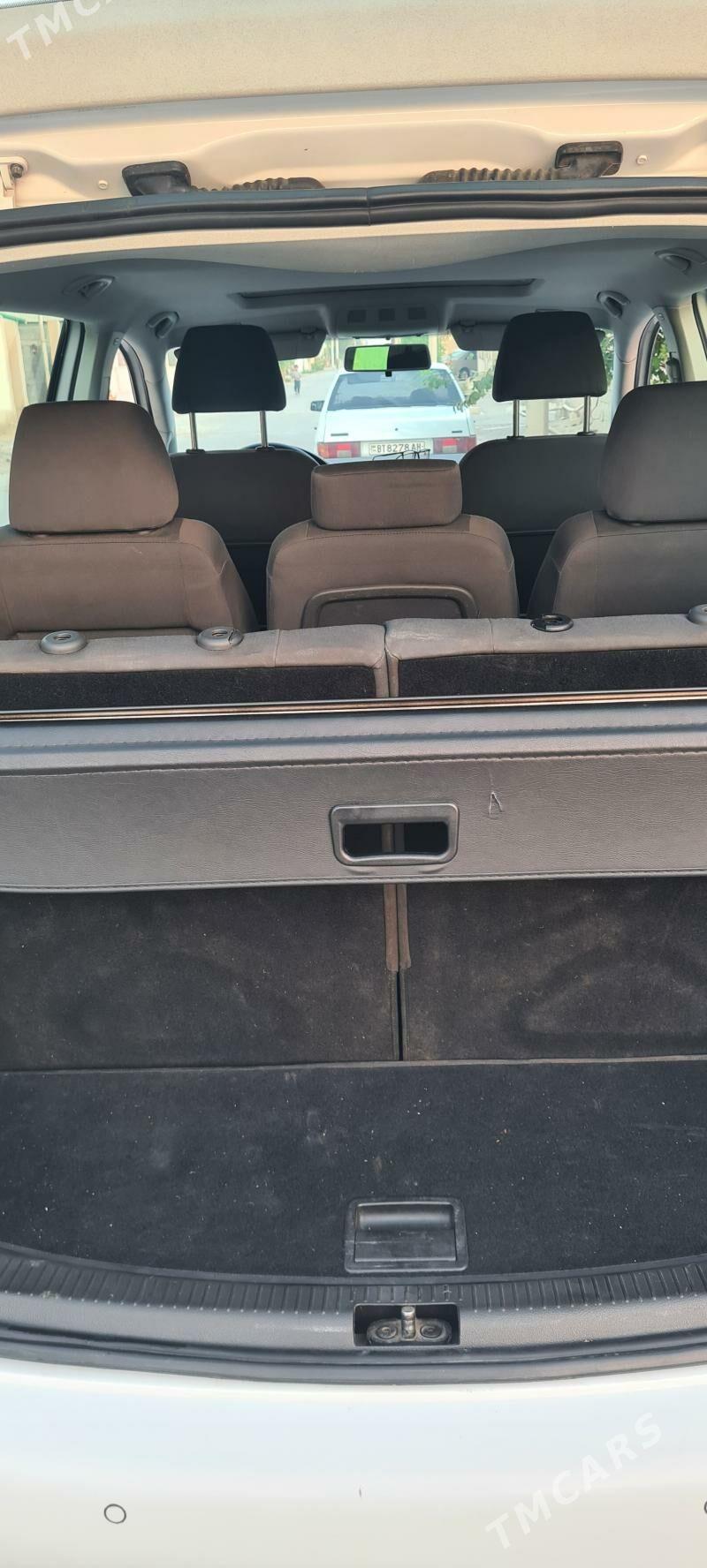 Volkswagen Transporter 2008 - 130 000 TMT - Бузмеин ГРЭС - img 4