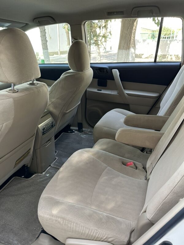 Toyota Highlander 2011 - 340 000 TMT - Aşgabat - img 4