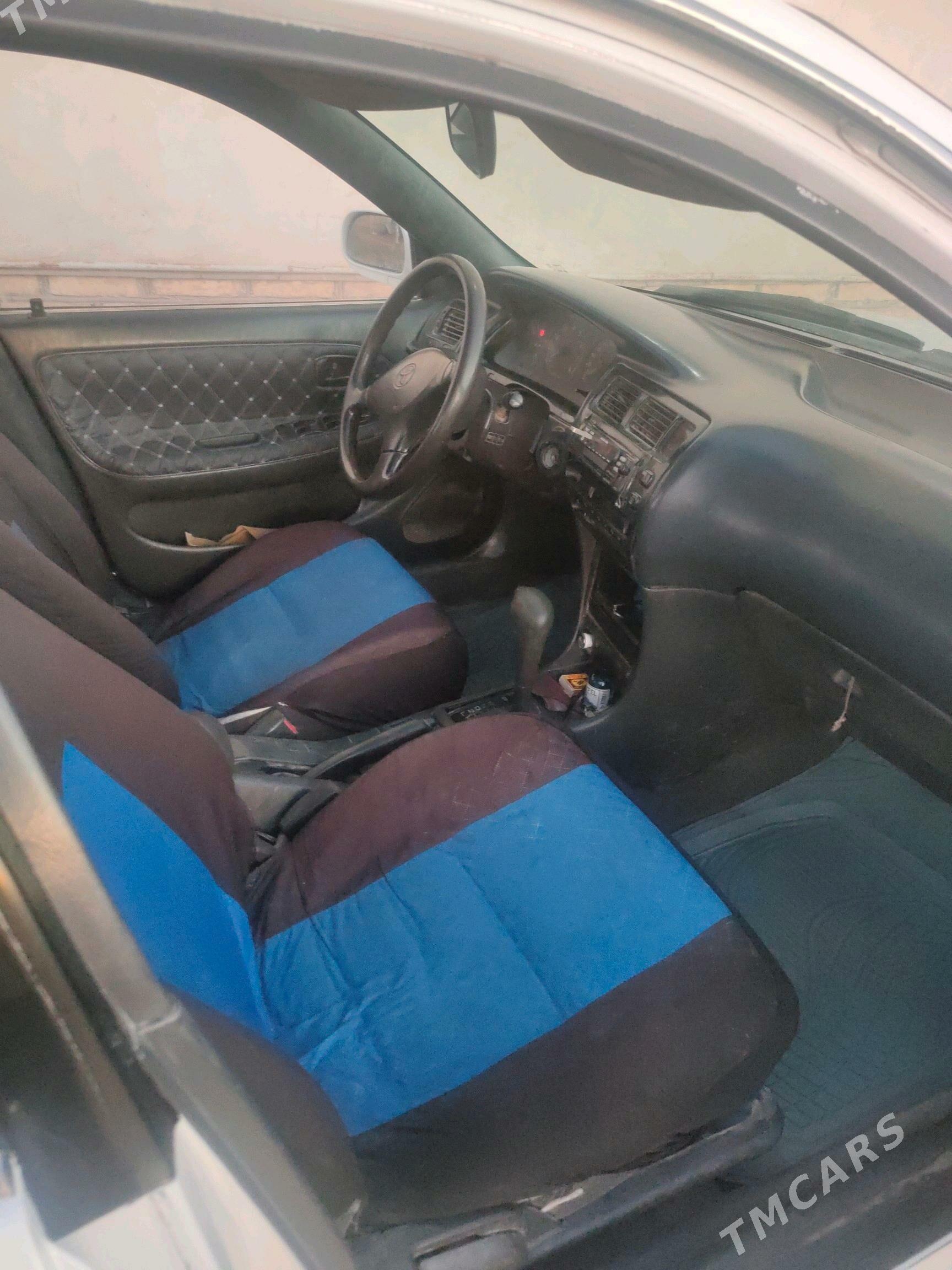 Toyota Corolla 1994 - 66 000 TMT - Köneürgenç - img 7