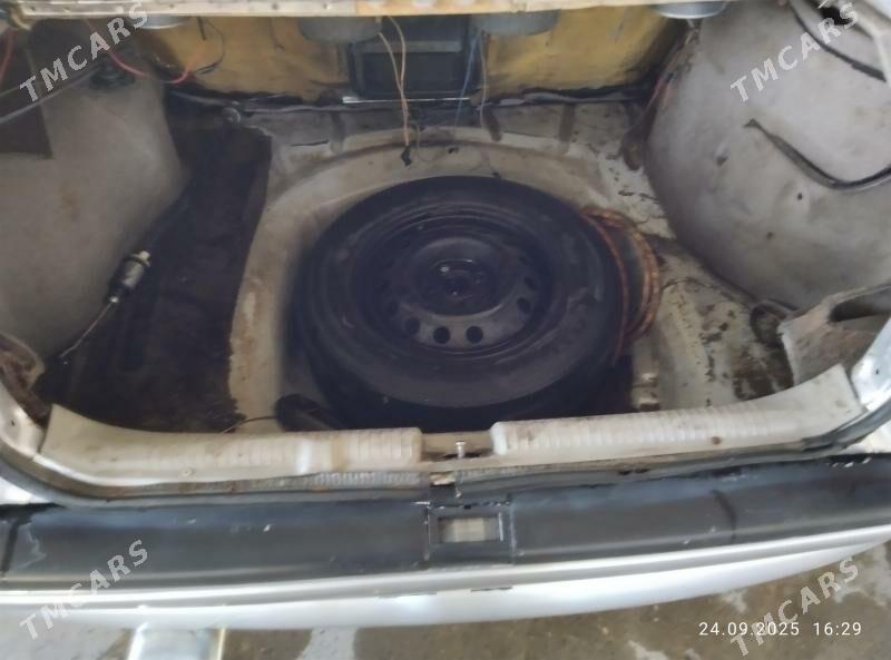 Opel Vectra 1990 - 40 000 TMT - Дянев - img 5