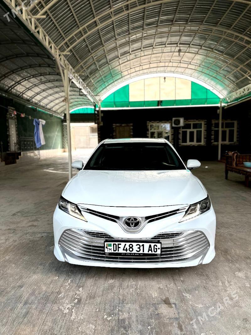 Toyota Camry 2018 - 240 000 TMT - Ашхабад - img 2