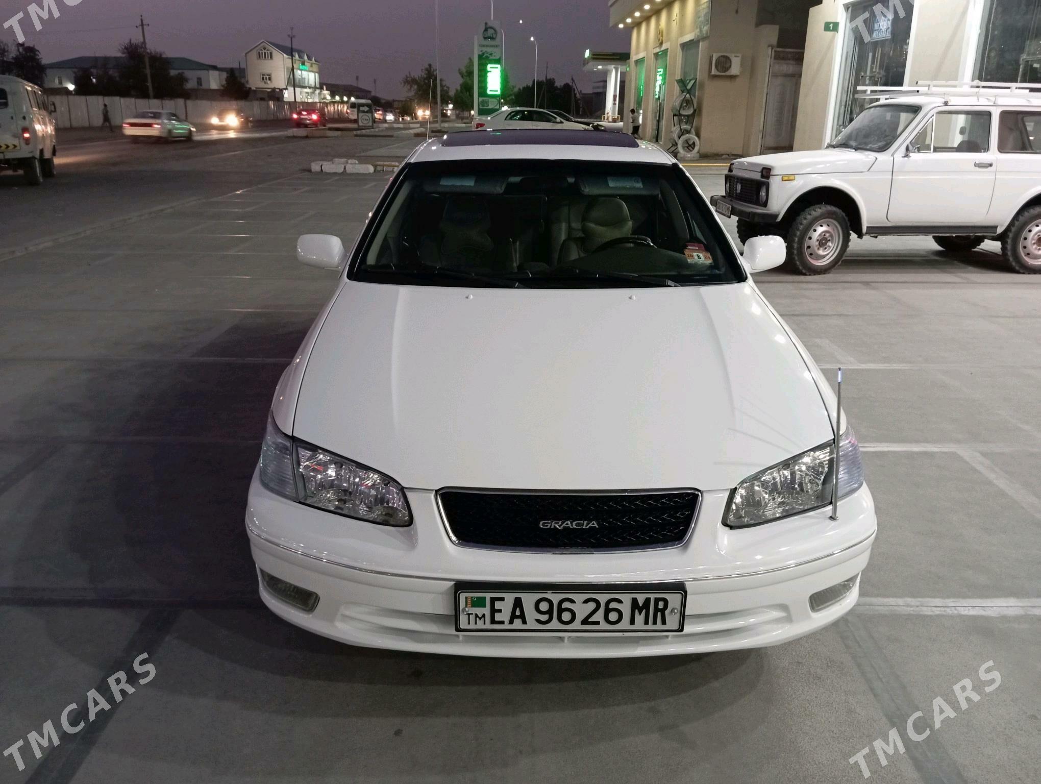 Toyota Camry 2000 - 178 000 TMT - Байрамали - img 4