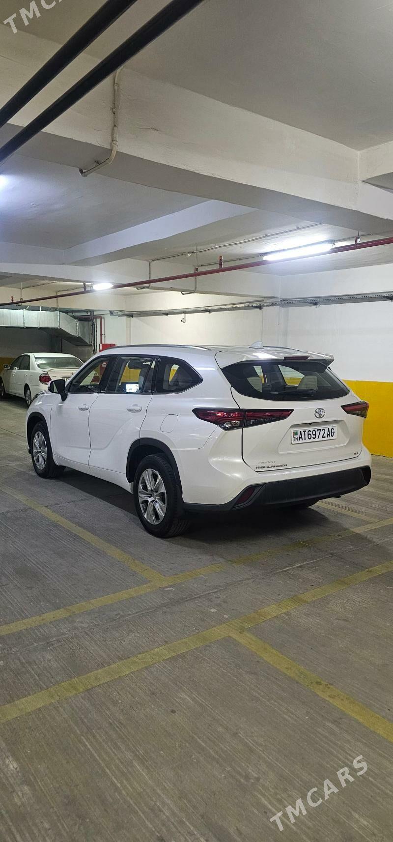 Toyota Highlander 2021 - 475 000 TMT - Ашхабад - img 5