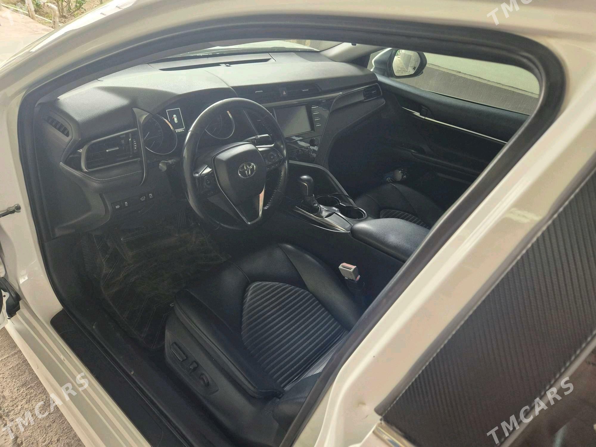 Toyota Camry 2019 - 255 000 TMT - Gökdepe - img 3