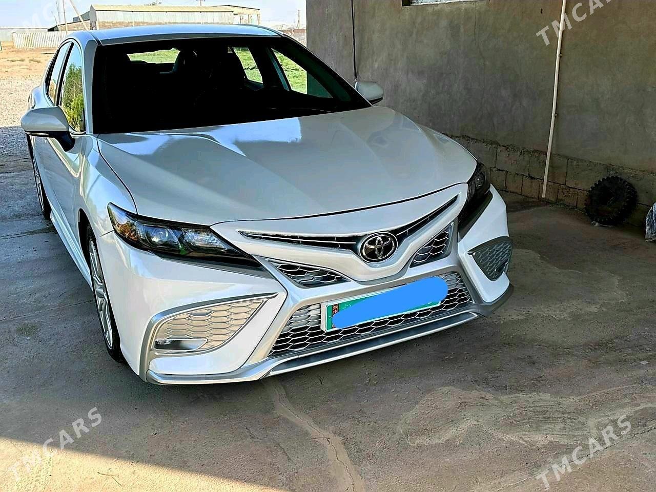 Toyota Camry 2021 - 330 000 TMT - Ашхабад - img 4