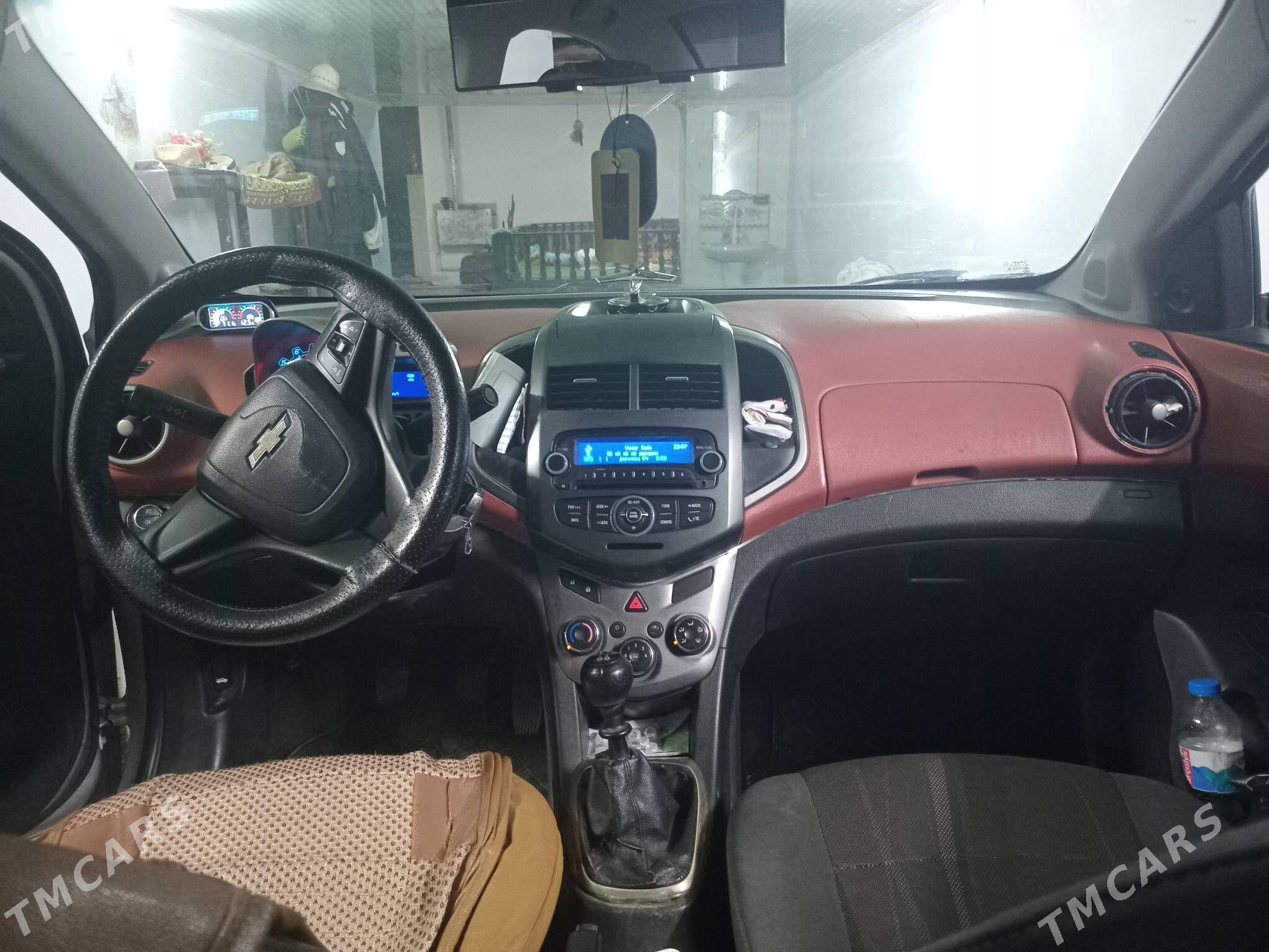 Chevrolet Aveo 2011 - 95 000 TMT - Шабатский этрап - img 8