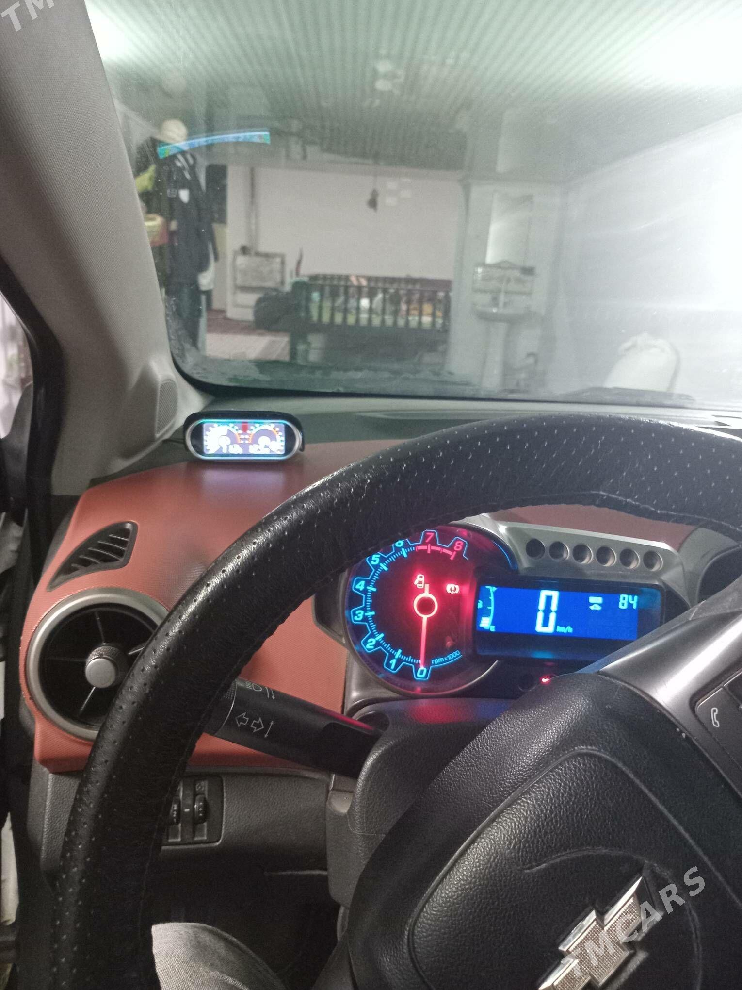 Chevrolet Aveo 2011 - 95 000 TMT - Шабатский этрап - img 5
