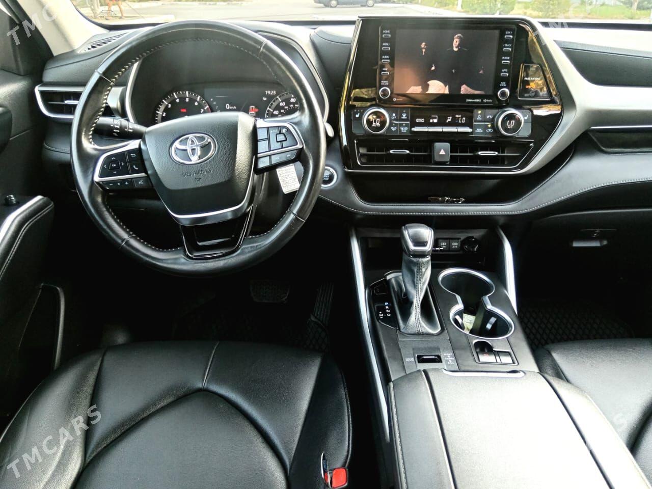 Toyota Highlander 2021 - 570 000 TMT - Aşgabat - img 9