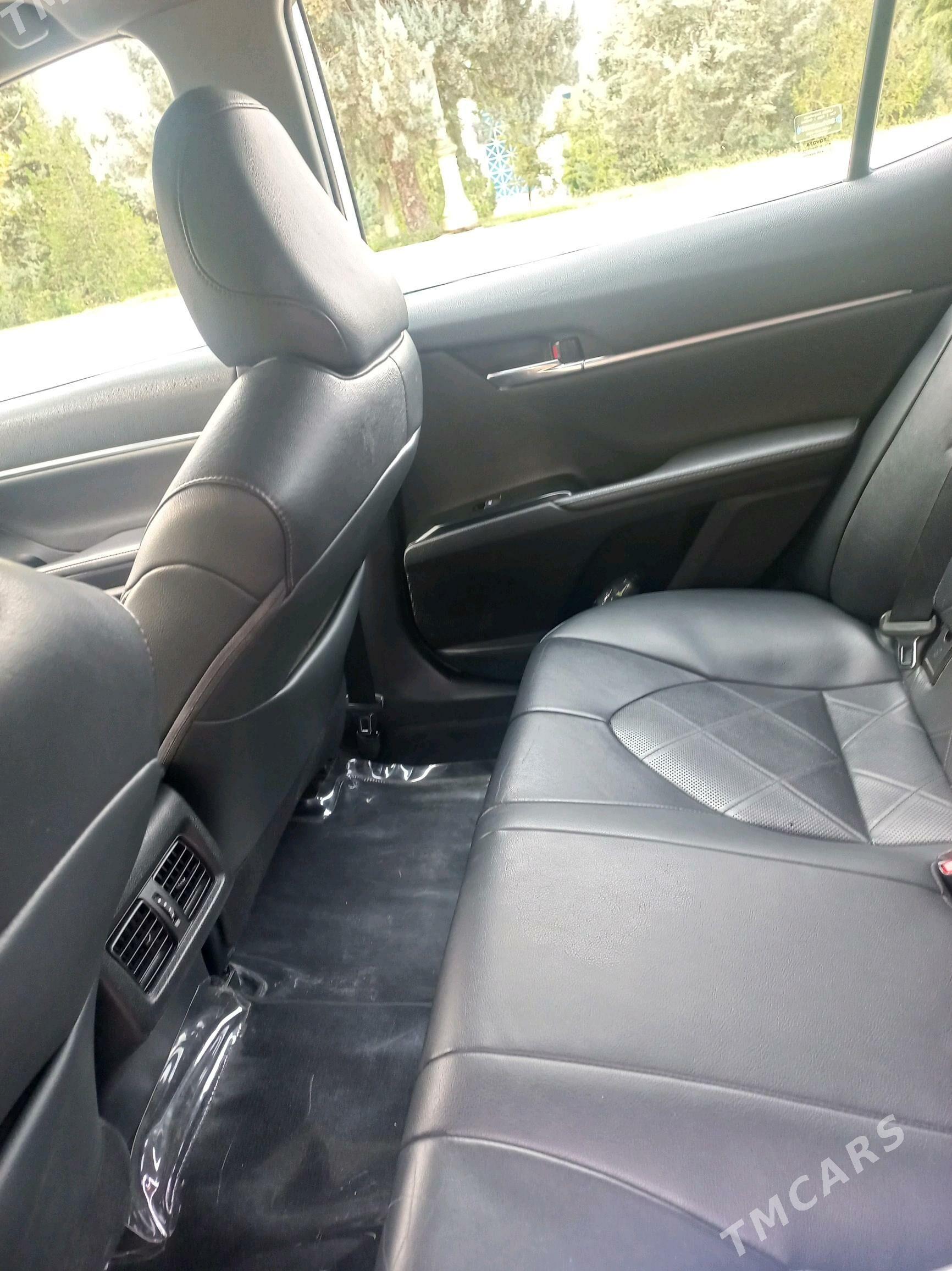 Toyota Camry 2019 - 390 000 TMT - Aşgabat - img 8