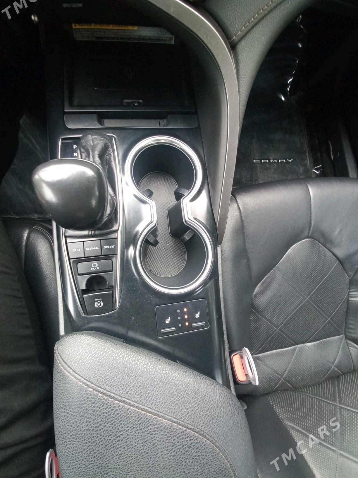 Toyota Camry 2019 - 390 000 TMT - Aşgabat - img 7