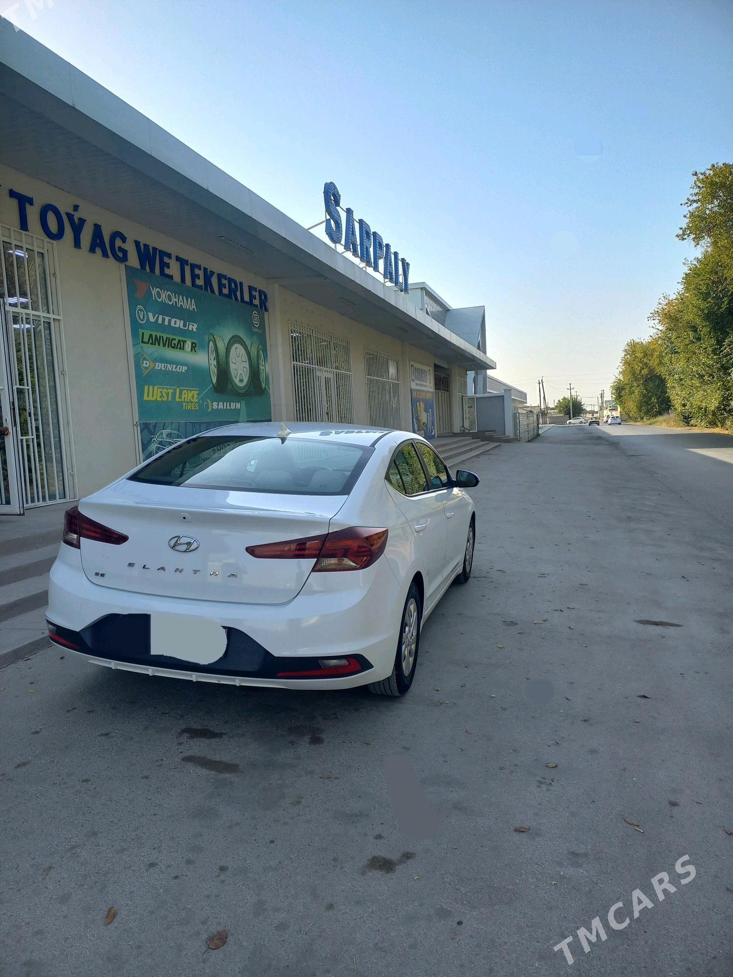 Hyundai Elantra 2020 - 230 000 TMT - Aşgabat - img 4