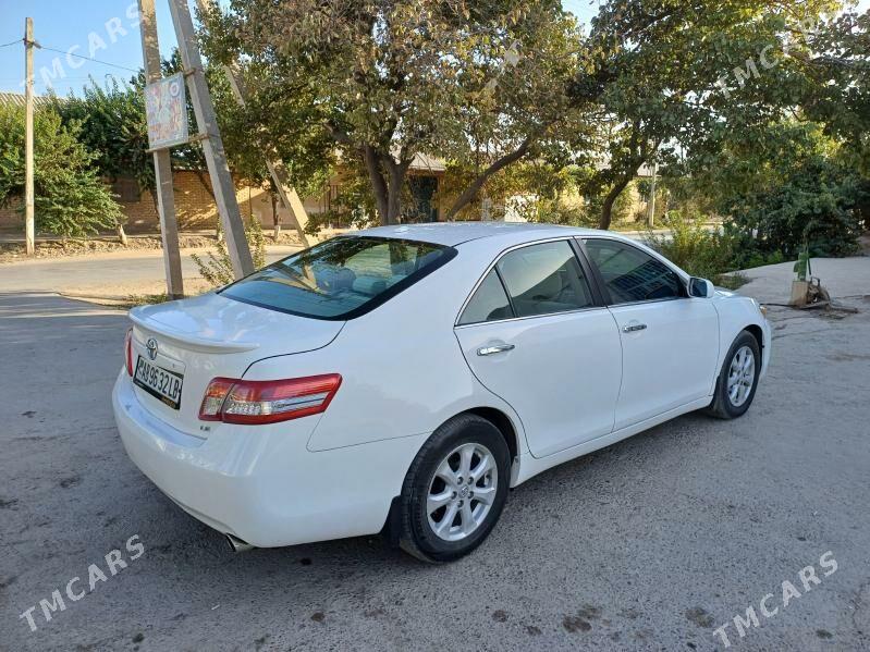 Toyota Camry 2010 - 192 000 TMT - Saýat - img 4