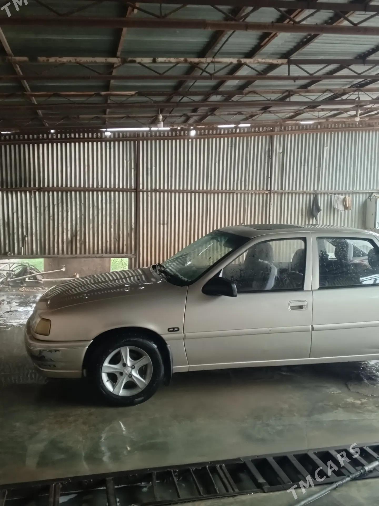 Opel Vectra 1991 - 30 000 TMT - Мары - img 7