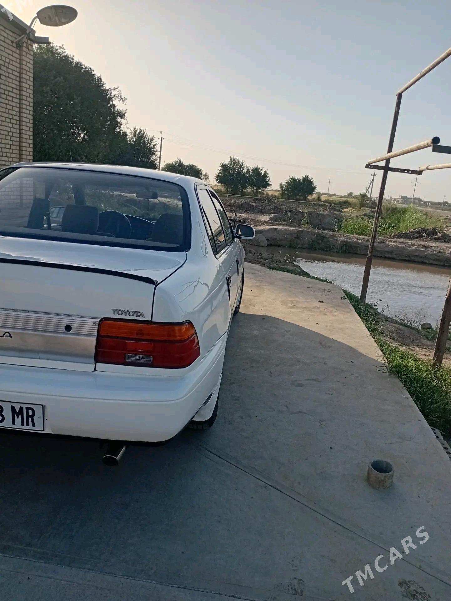 Toyota Corolla 1993 - 57 000 TMT - Мары - img 5
