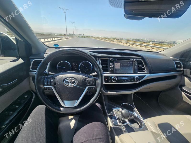 Toyota Highlander 2019 - 386 000 TMT - Ашхабад - img 9