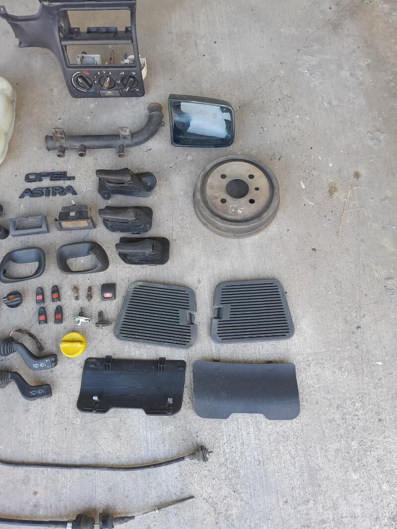 Opel astra suw bacok morda 150 TMT - Ашхабад - img 3