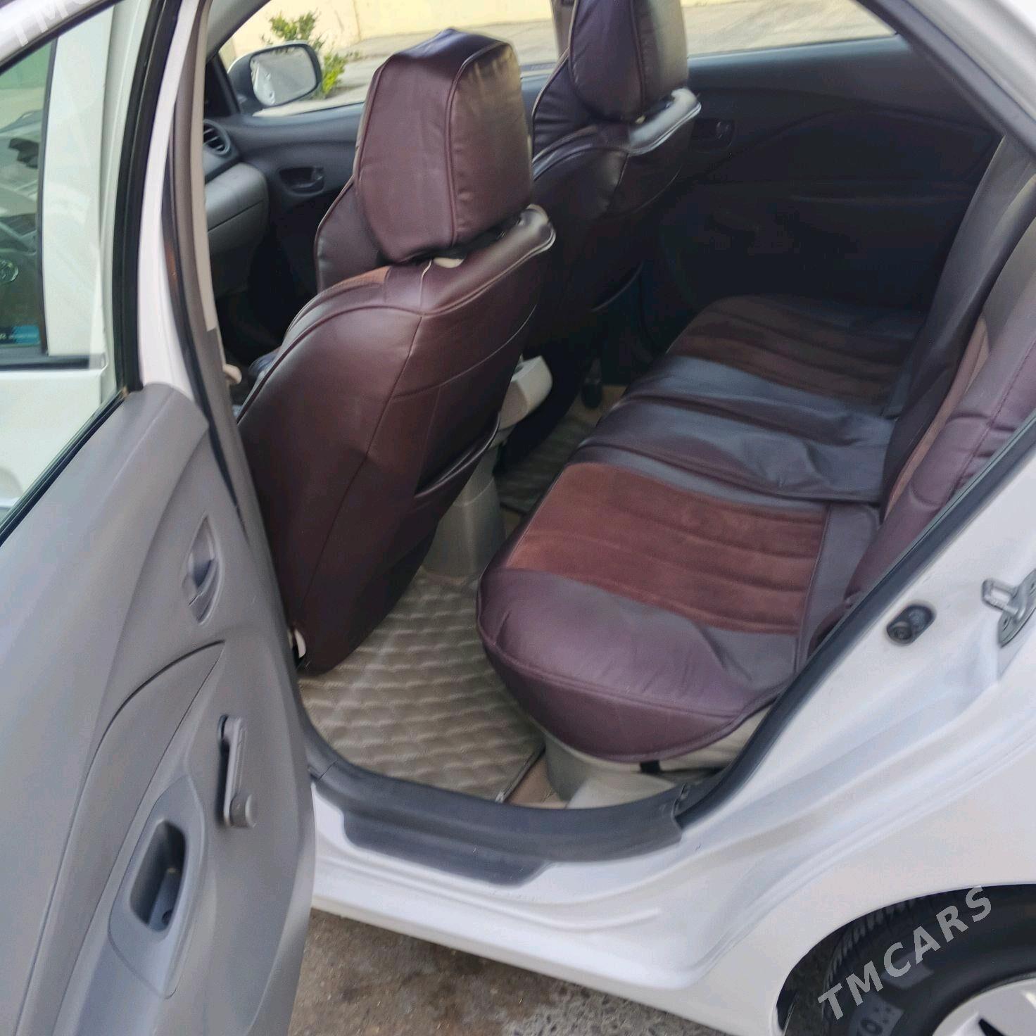 Toyota Yaris 2013 - 130 000 TMT - Aşgabat - img 3