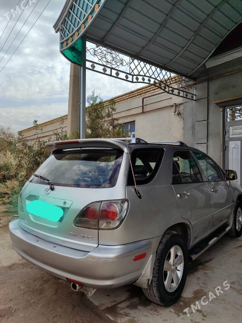 Lexus RX 300 2000 - 160 000 TMT - Гурбансолтан Едже - img 2