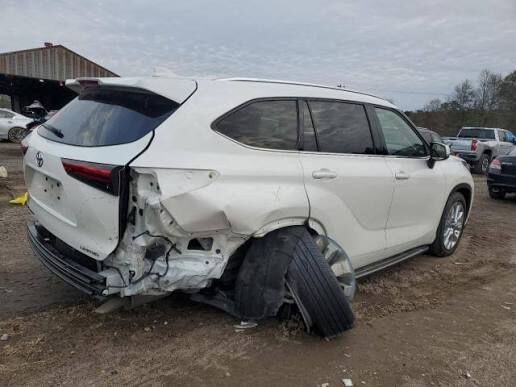 Toyota Highlander 2021 - 676 000 TMT - Ашхабад - img 6