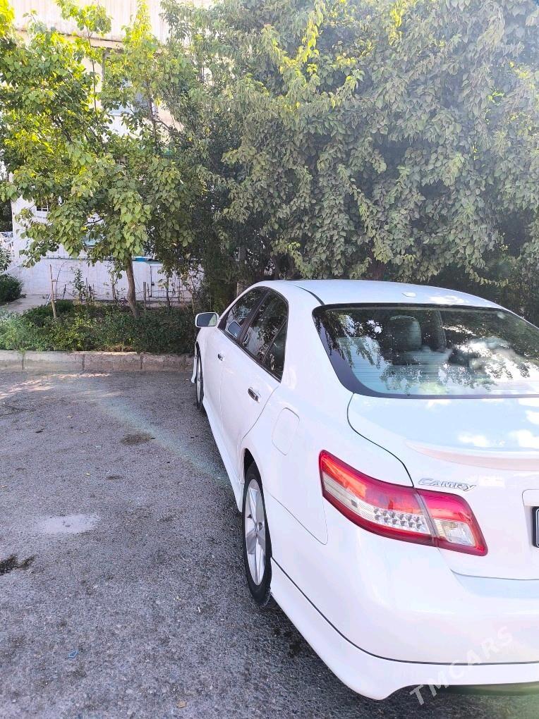 Toyota Camry 2010 - 240 000 TMT - Анев - img 4