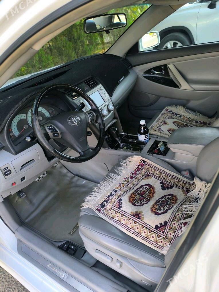 Toyota Camry 2010 - 240 000 TMT - Анев - img 6