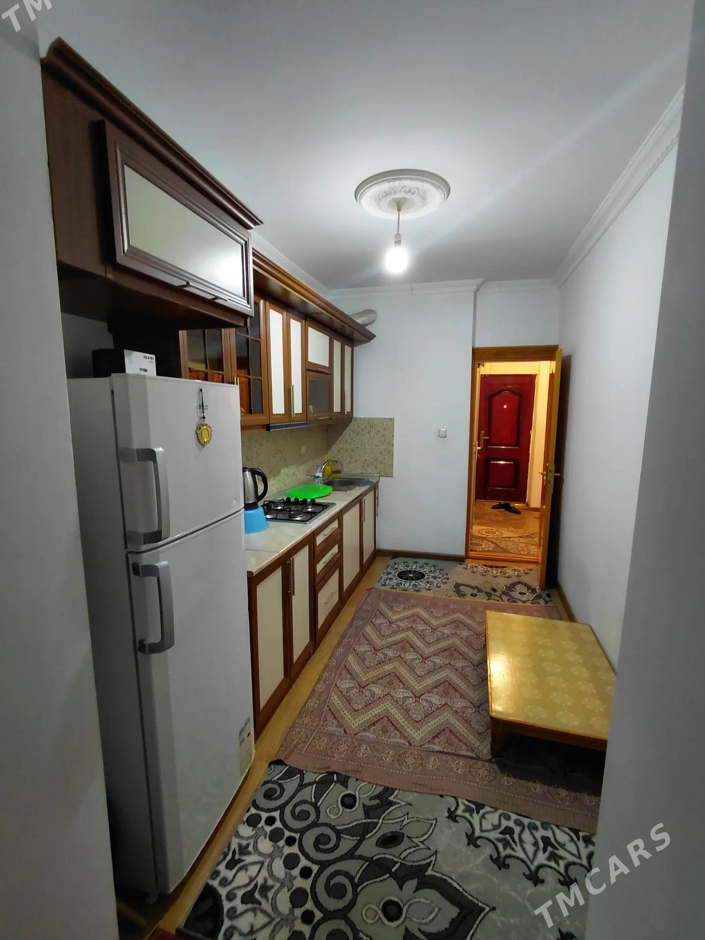 Buzmeyin gres 1kom eyesinde - Aşgabat - img 3