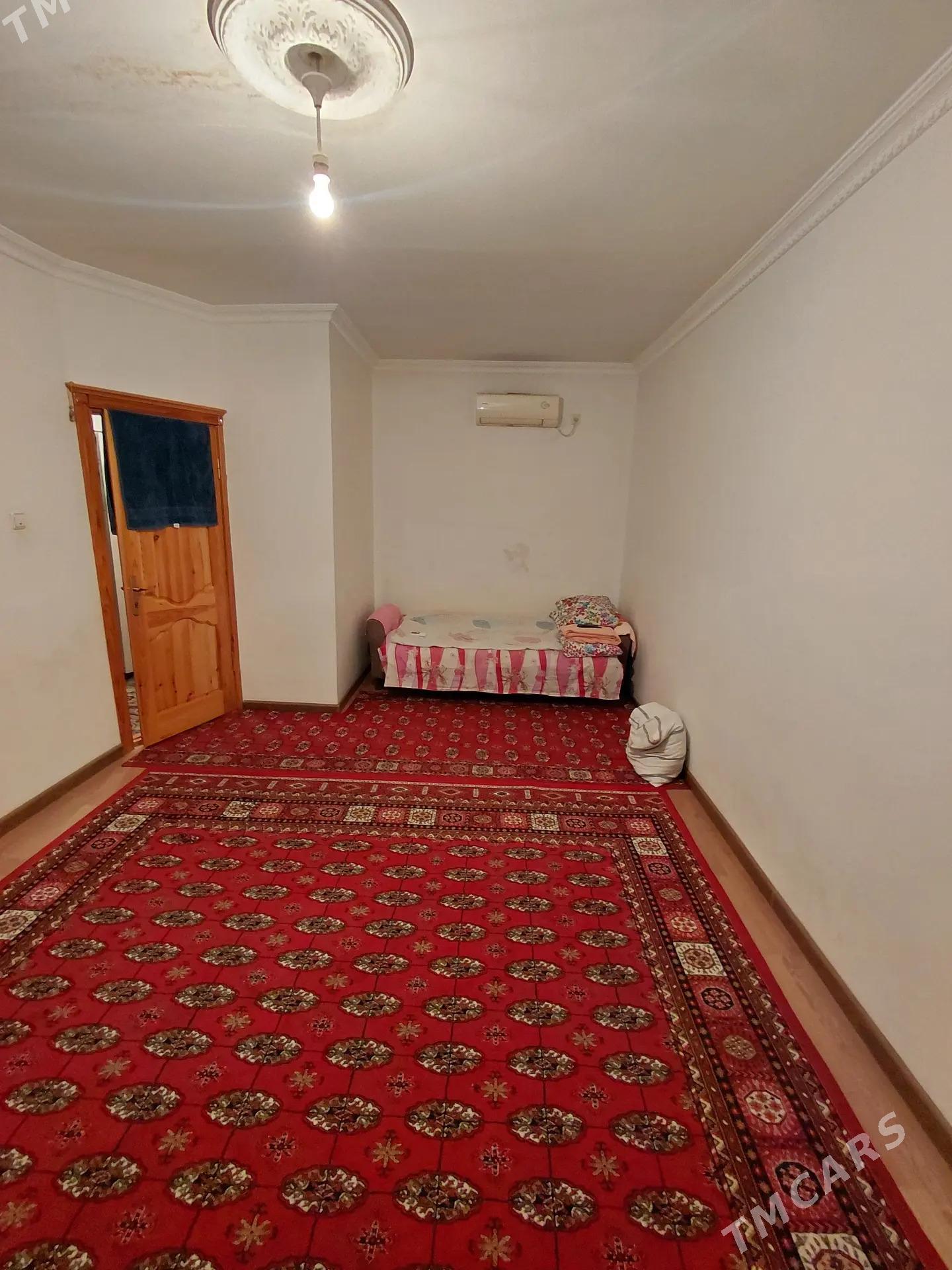 Buzmeyin gres 1kom eyesinde - Aşgabat - img 4