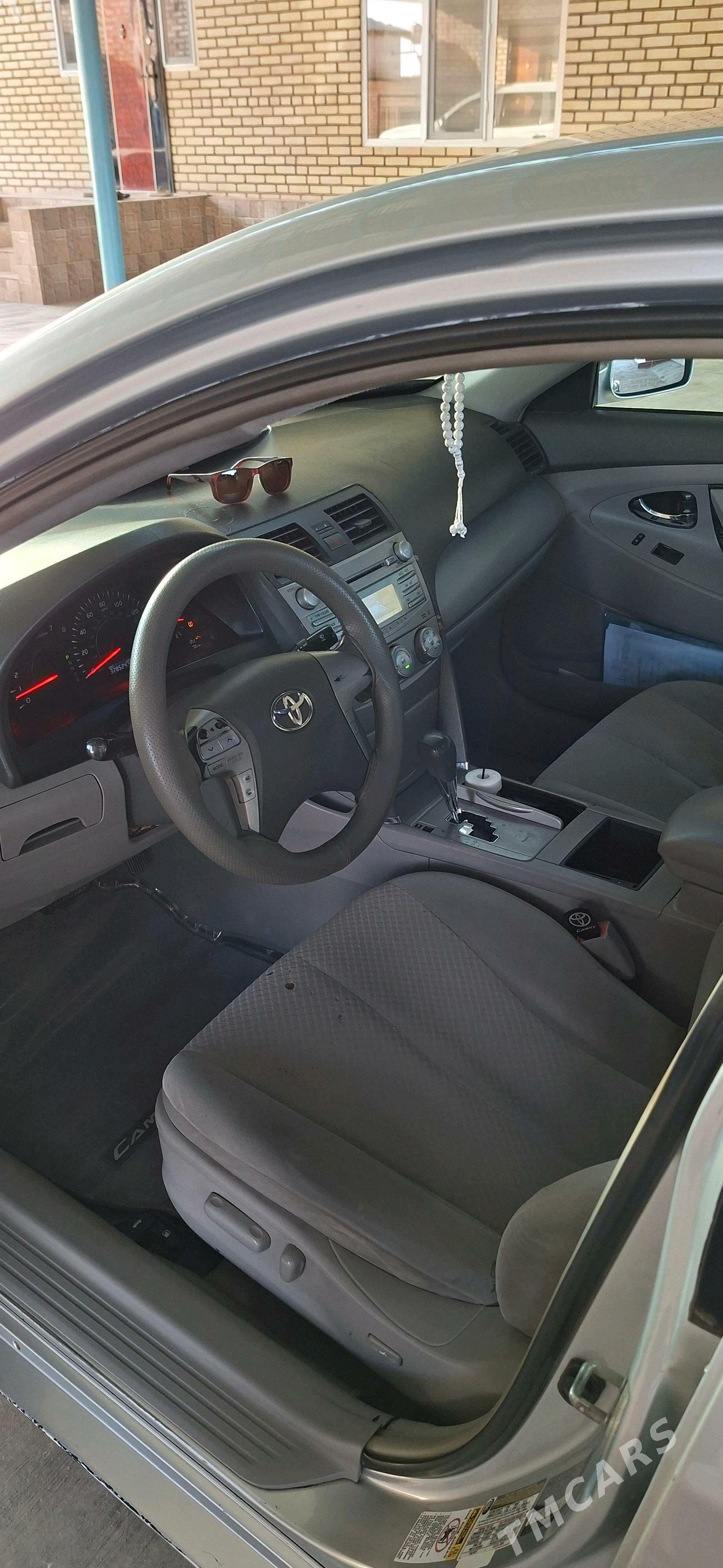 Toyota Camry 2007 - 160 000 TMT - Sarahs - img 4
