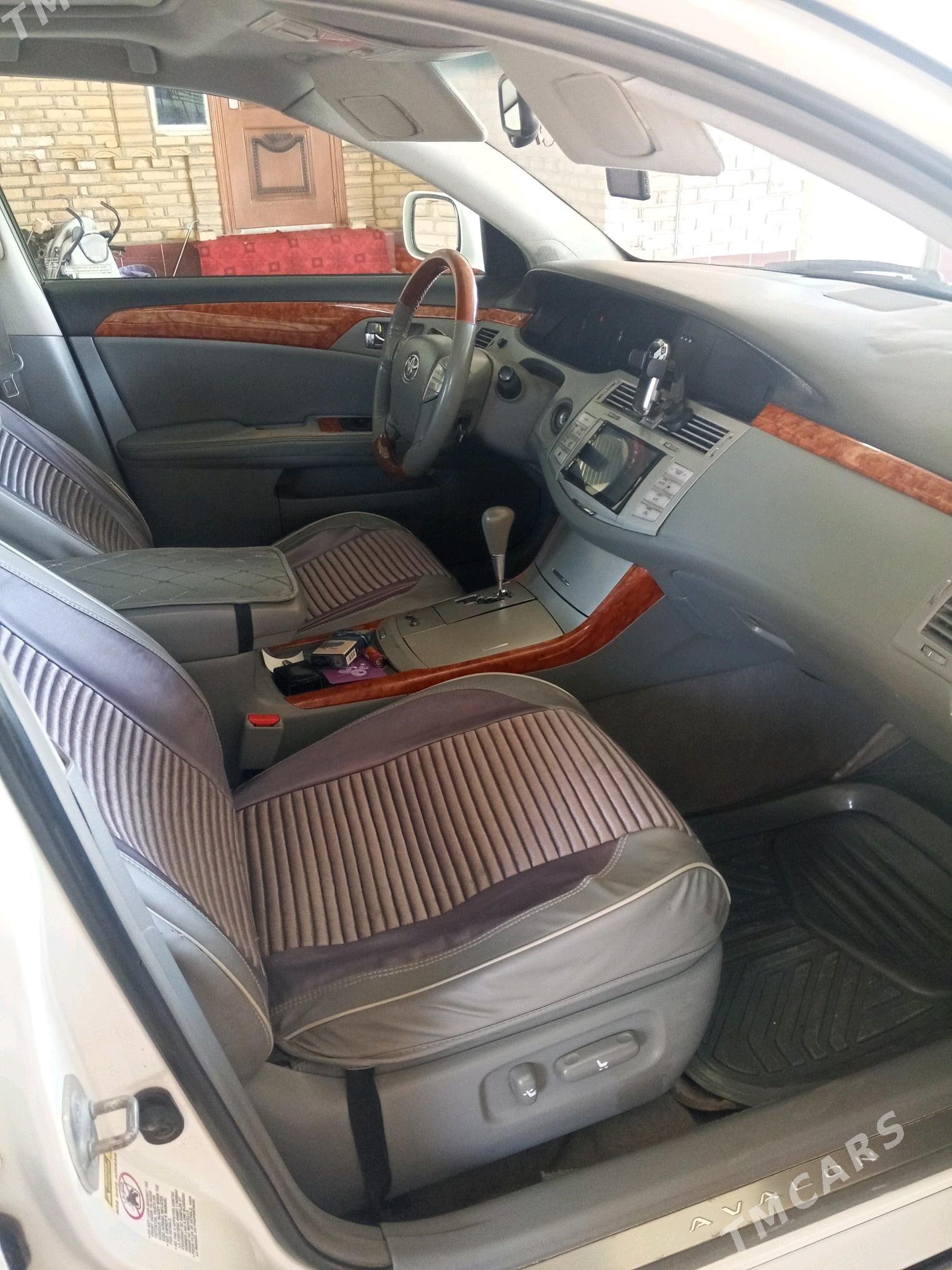 Toyota Avalon 2006 - 175 000 TMT - Мары - img 2