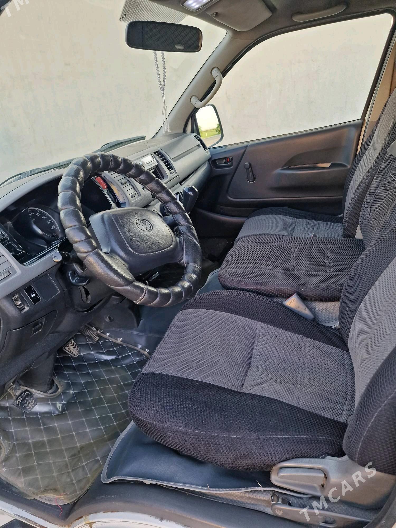 Toyota Hiace 2007 - 220 000 TMT - Туркменабат - img 3