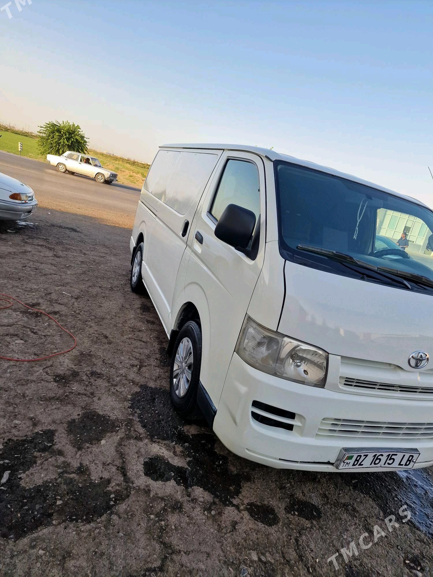 Toyota Hiace 2007 - 220 000 TMT - Туркменабат - img 4