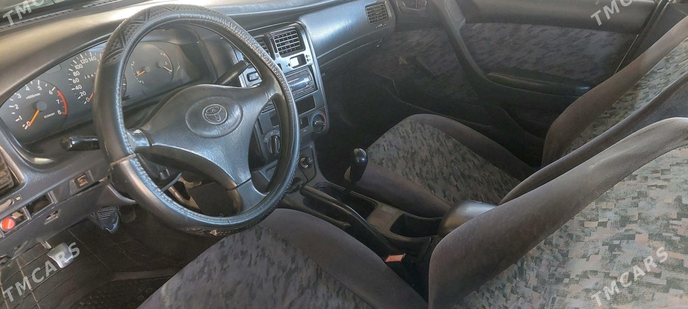 Toyota Carina 1995 - 65 000 TMT - Мары - img 3