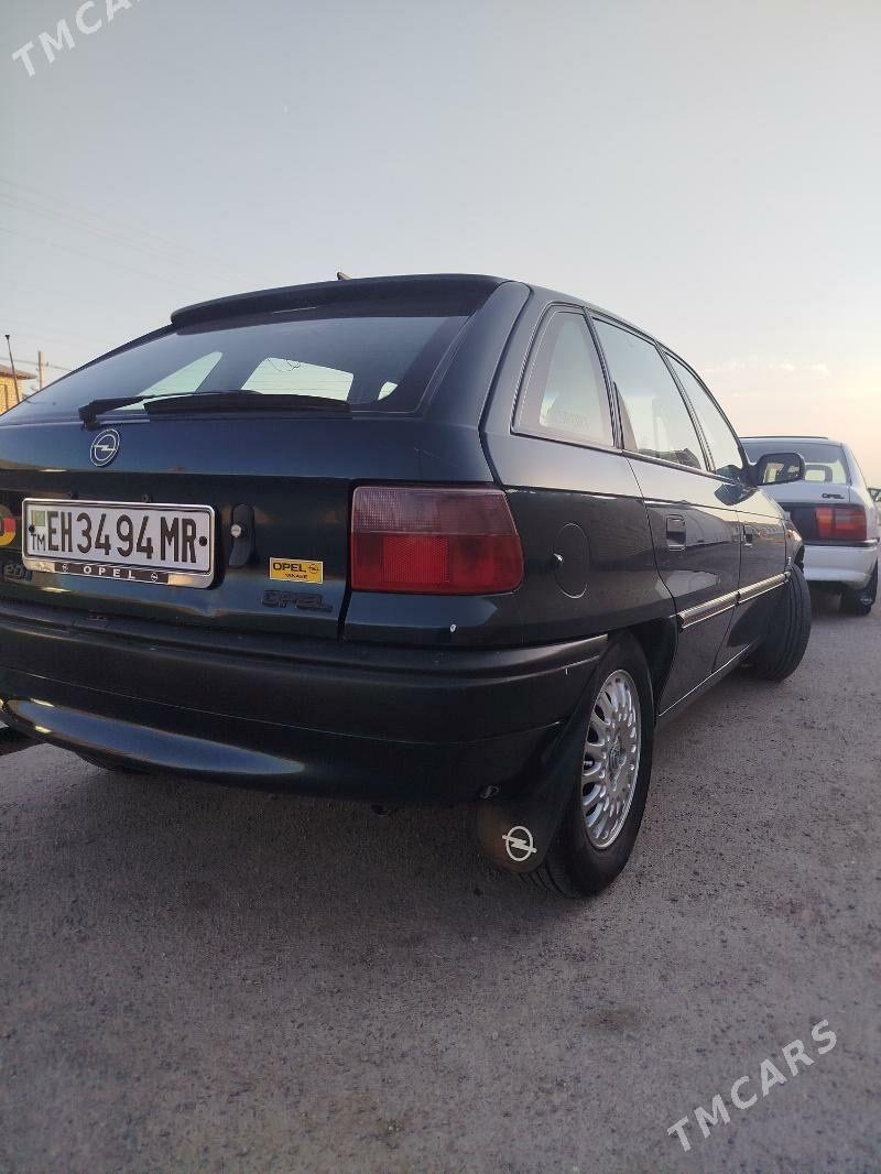 Opel Astra 1995 - 52 000 TMT - Мары - img 2