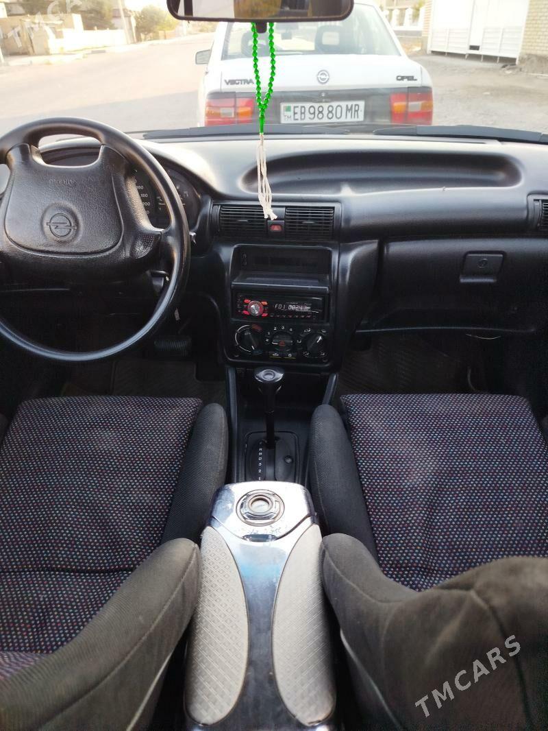 Opel Astra 1995 - 52 000 TMT - Мары - img 5