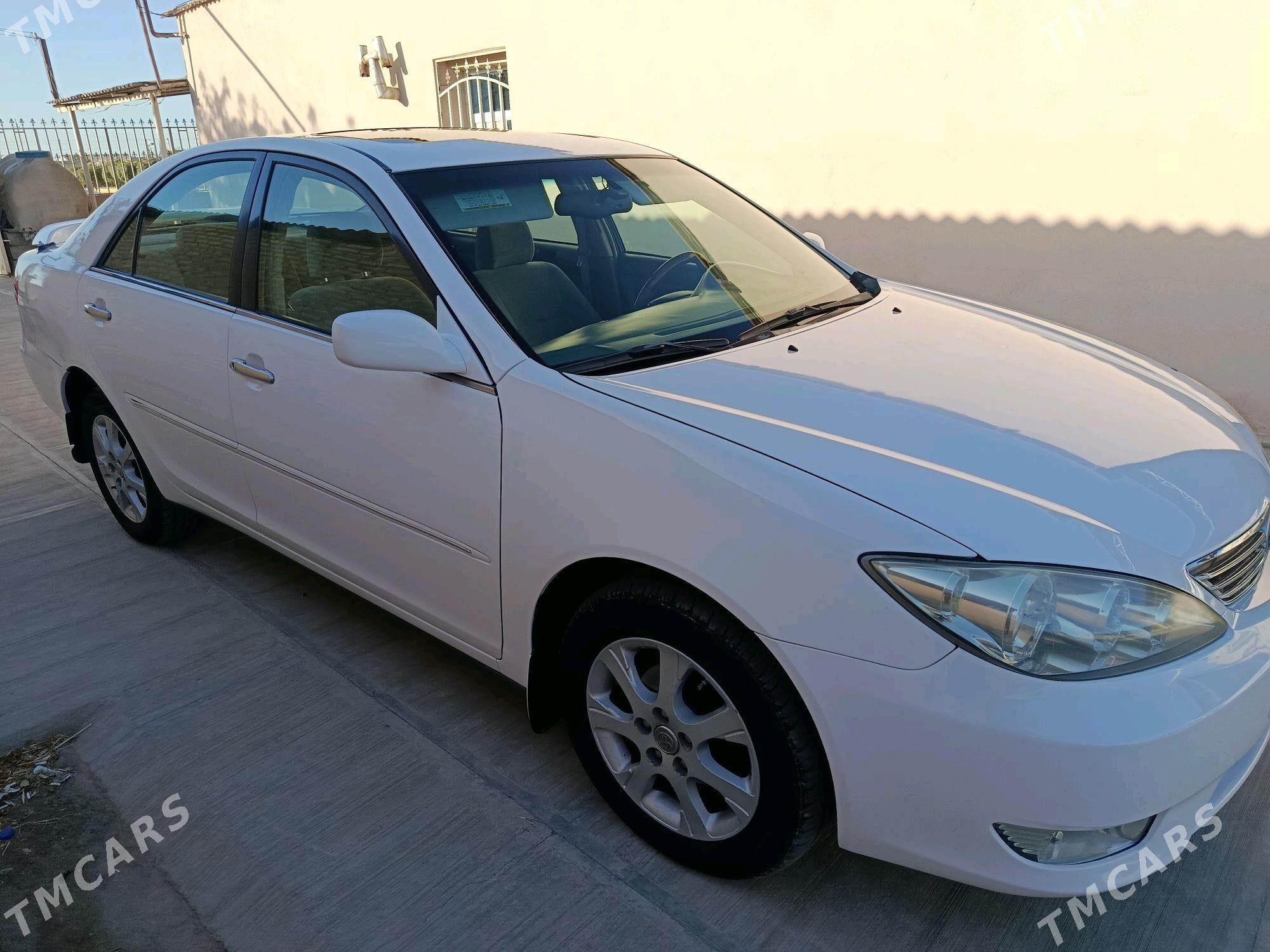 Toyota Camry 2003 - 185 000 TMT - Теджен - img 3