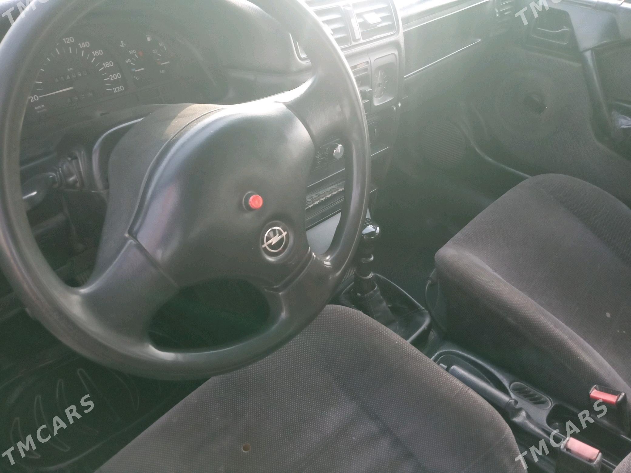Opel Vectra 1992 - 20 000 TMT - Gyzylarbat - img 3