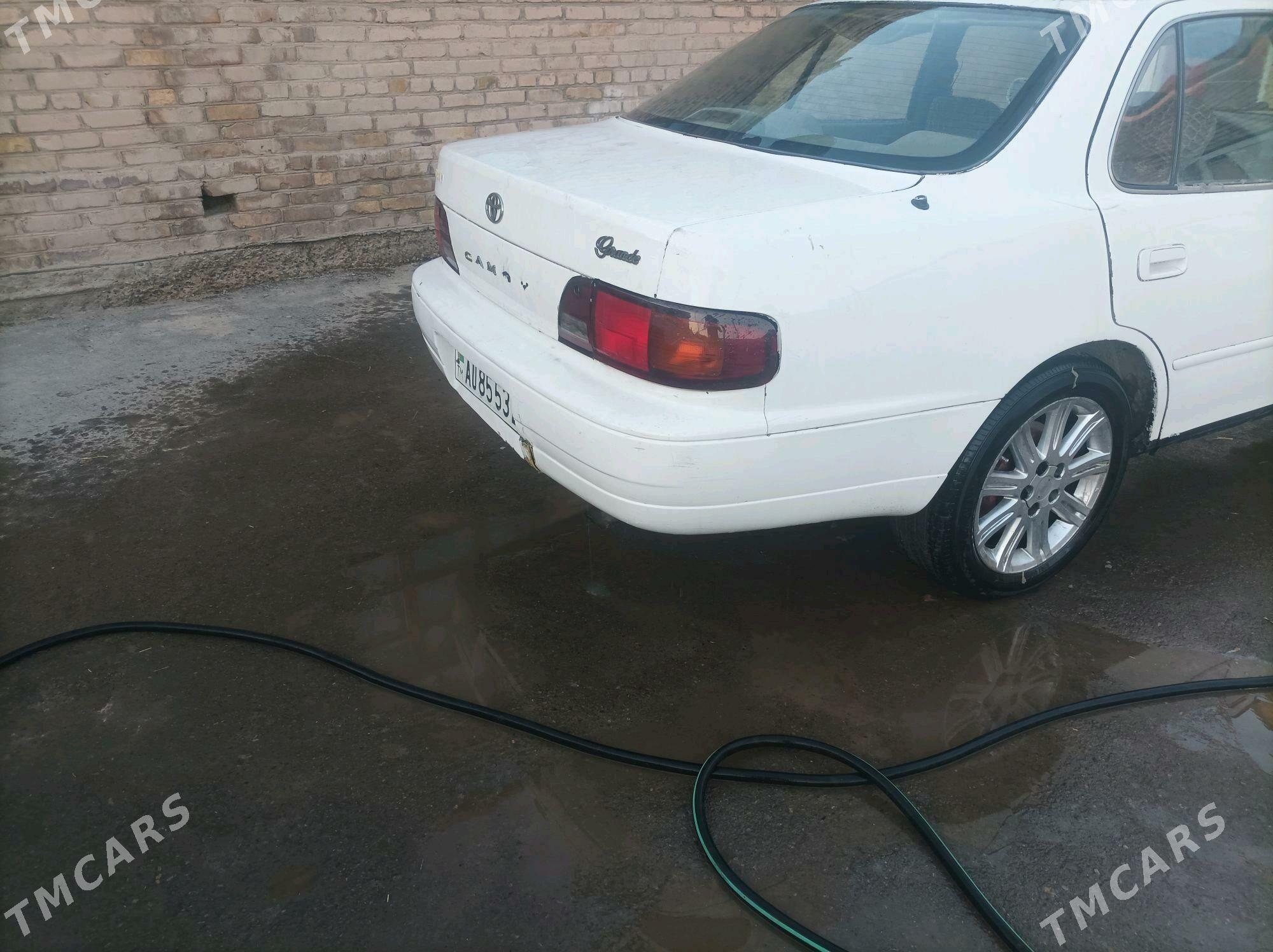 Toyota Camry 1996 - 50 000 TMT - Чарджоу - img 3