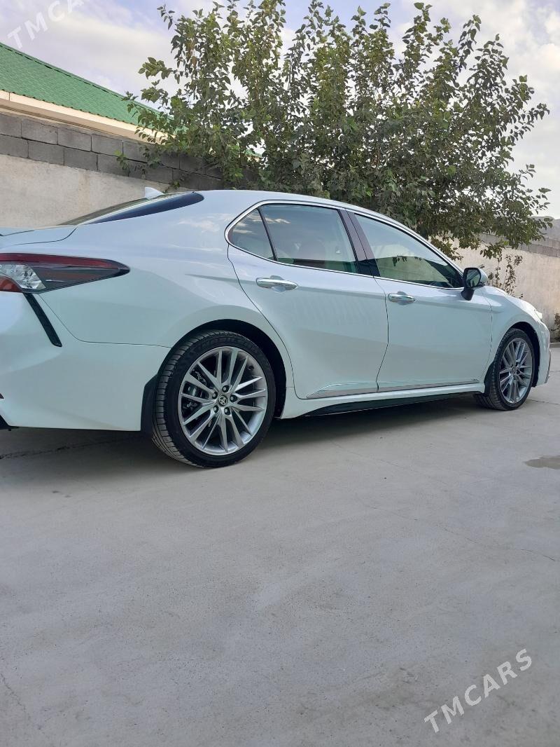 Toyota Camry 2021 - 330 000 TMT - Ашхабад - img 4