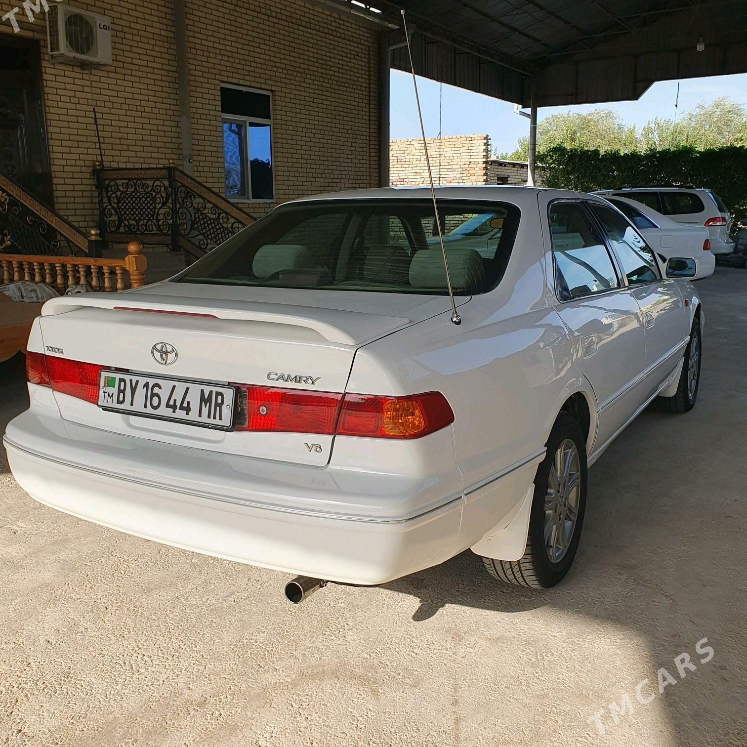 Toyota Camry 1999 - 129 000 TMT - Мургап - img 3