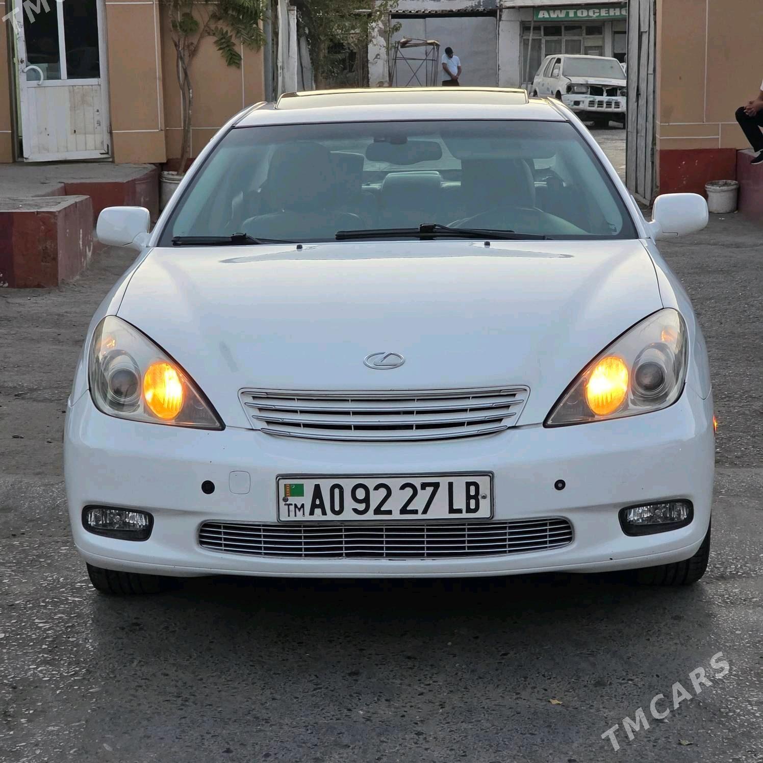 Lexus ES 300 2003 - 170 000 TMT - Чарджоу - img 8