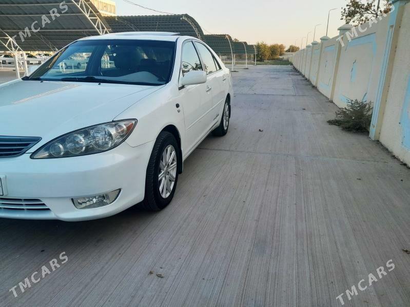 Toyota Camry 2004 - 190 000 TMT - Байрамали - img 4
