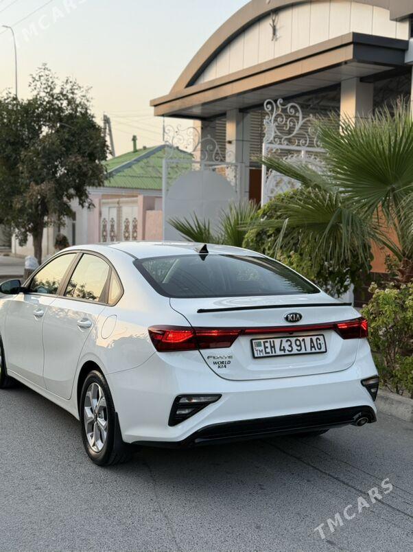 Kia Forte 2021 - 228 000 TMT - Büzmeýin - img 6