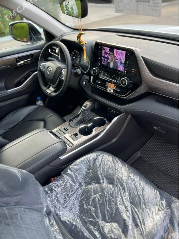 Toyota Highlander 2022 - 637 000 TMT - Ашхабад - img 9