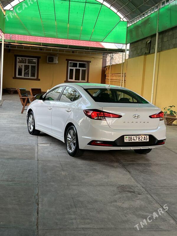 Hyundai Elantra 2020 - 210 000 TMT - Aşgabat - img 3