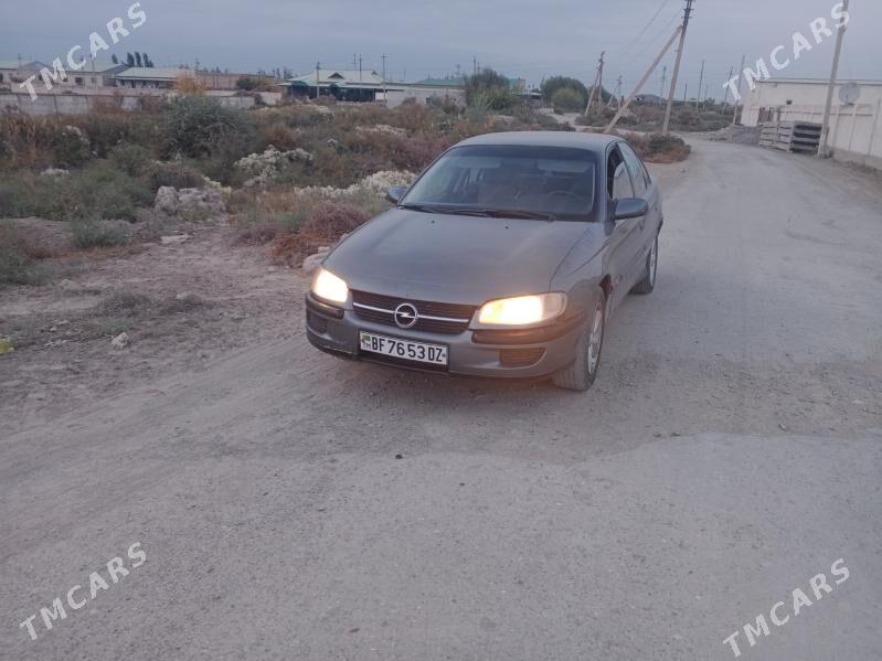 Opel Omega 1995 - 28 000 TMT - Дашогуз - img 2